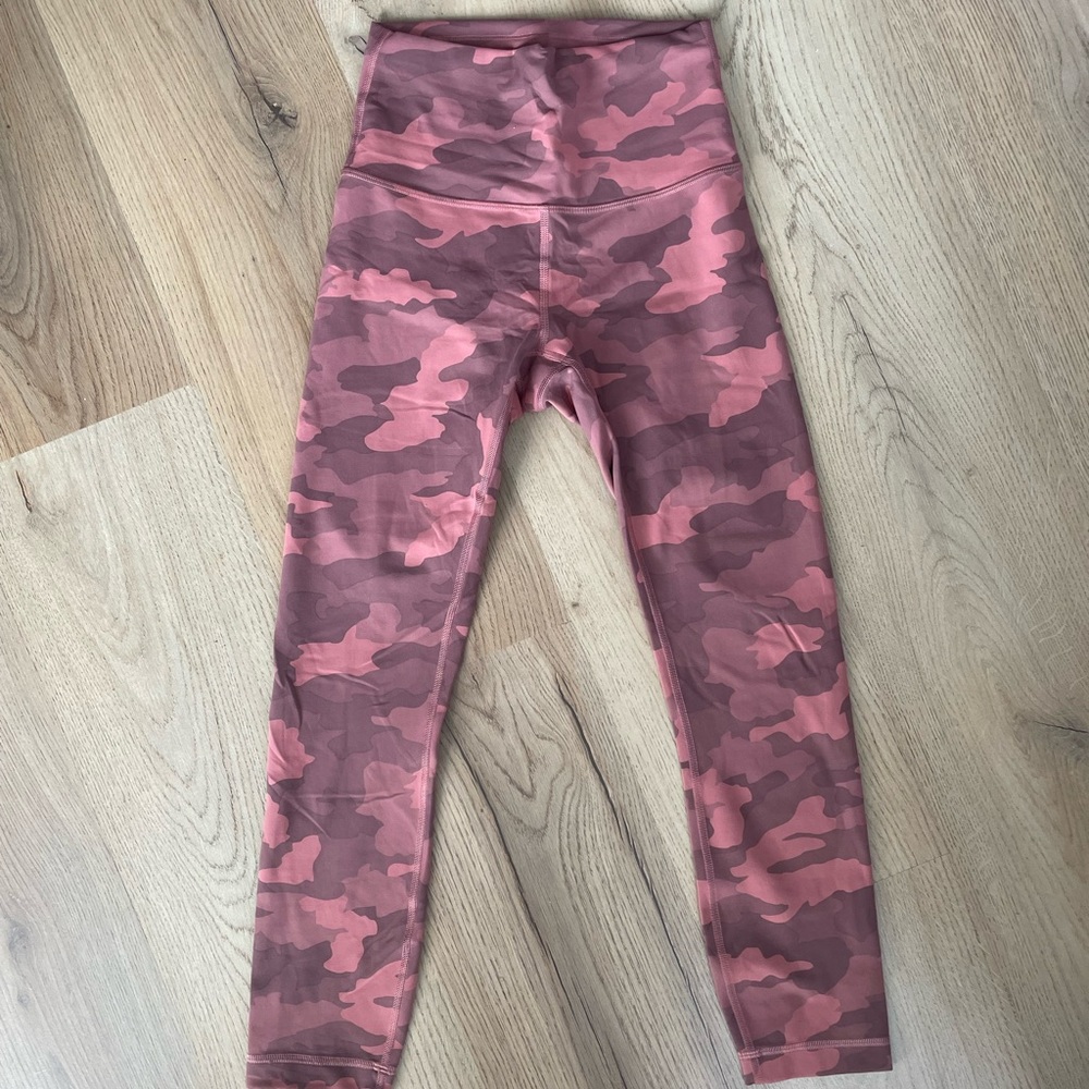 Lululemon Pink Camo Leggings